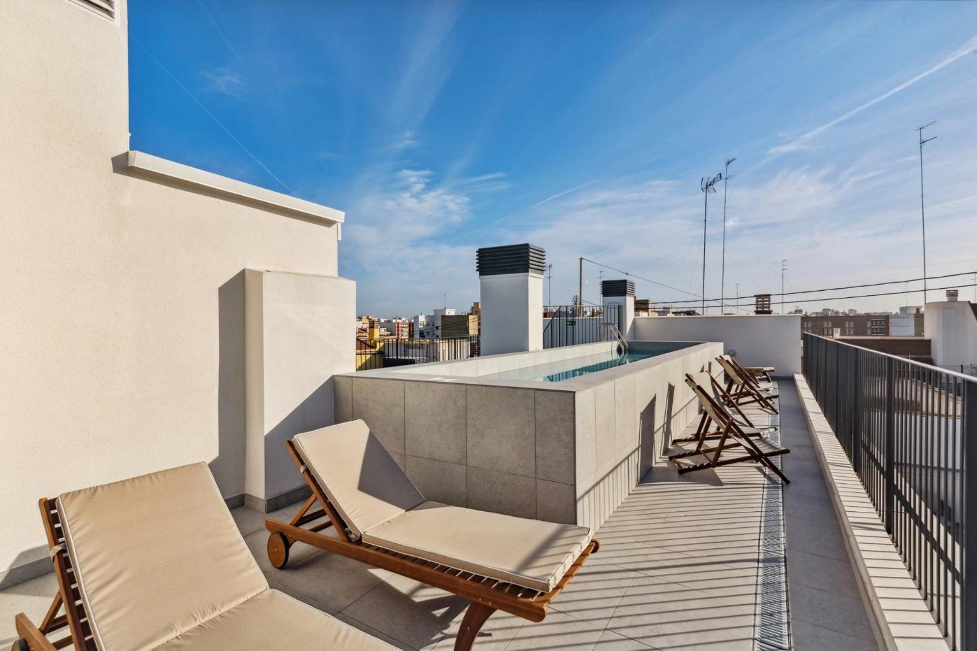 Limehome Valencia Carrer Del Pare Palau I Quer Valência Exterior foto