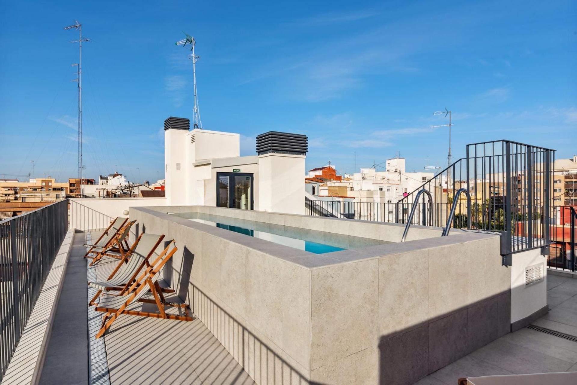 Limehome Valencia Carrer Del Pare Palau I Quer Valência Exterior foto