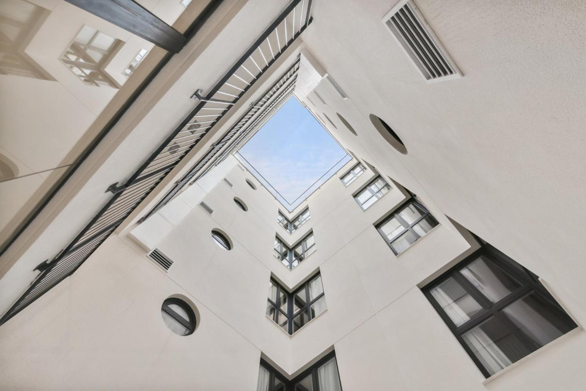 Limehome Valencia Carrer Del Pare Palau I Quer Valência Exterior foto