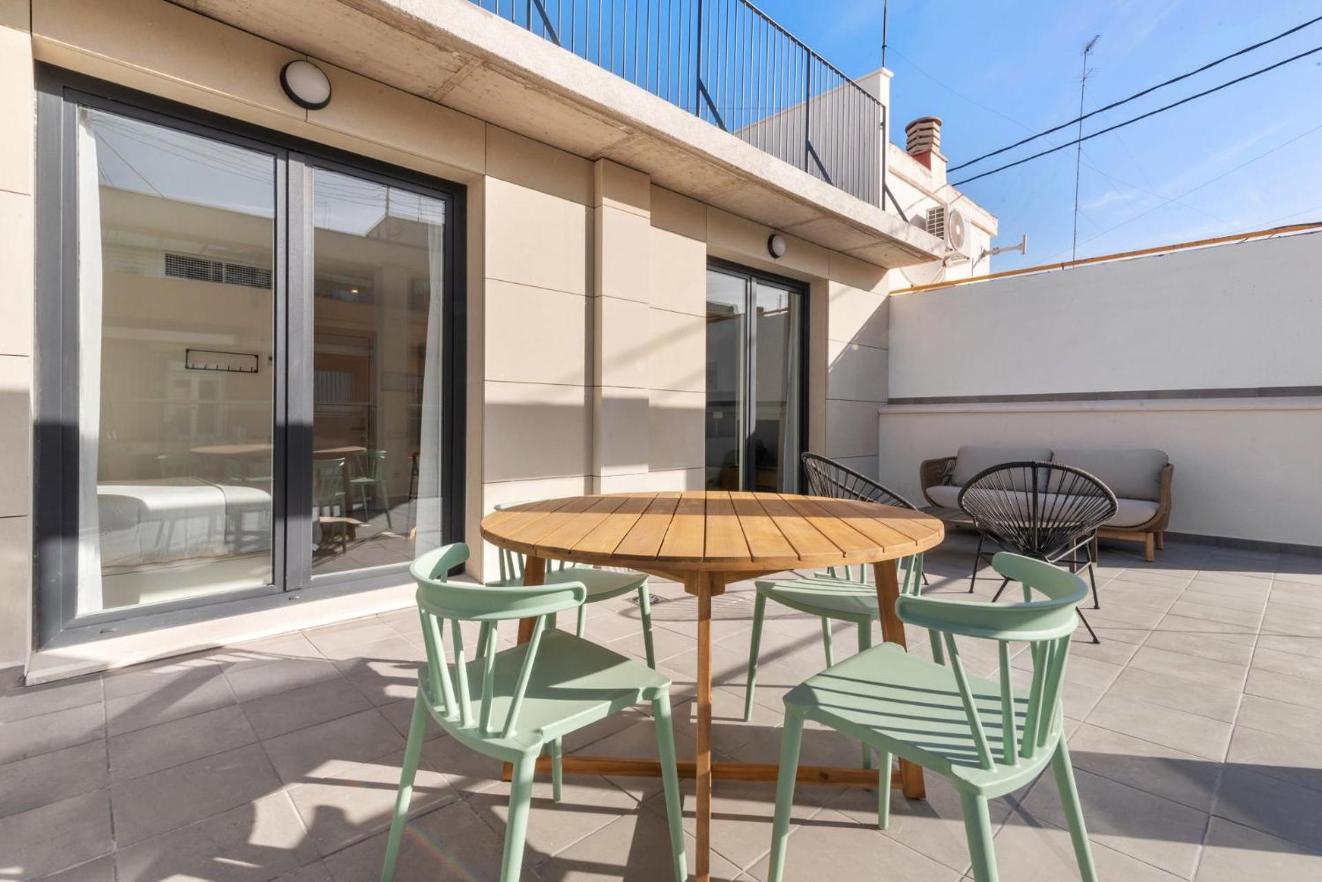 Limehome Valencia Carrer Del Pare Palau I Quer Valência Exterior foto