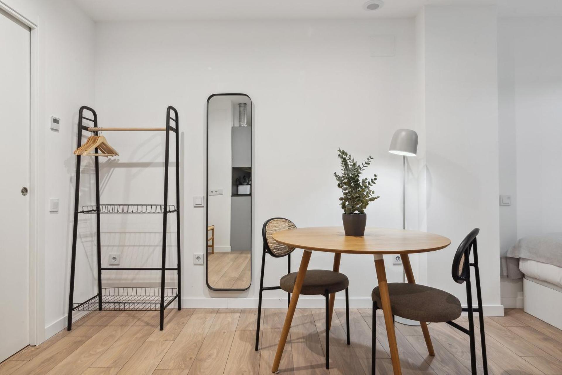 Limehome Valencia Carrer Del Pare Palau I Quer Valência Quarto foto