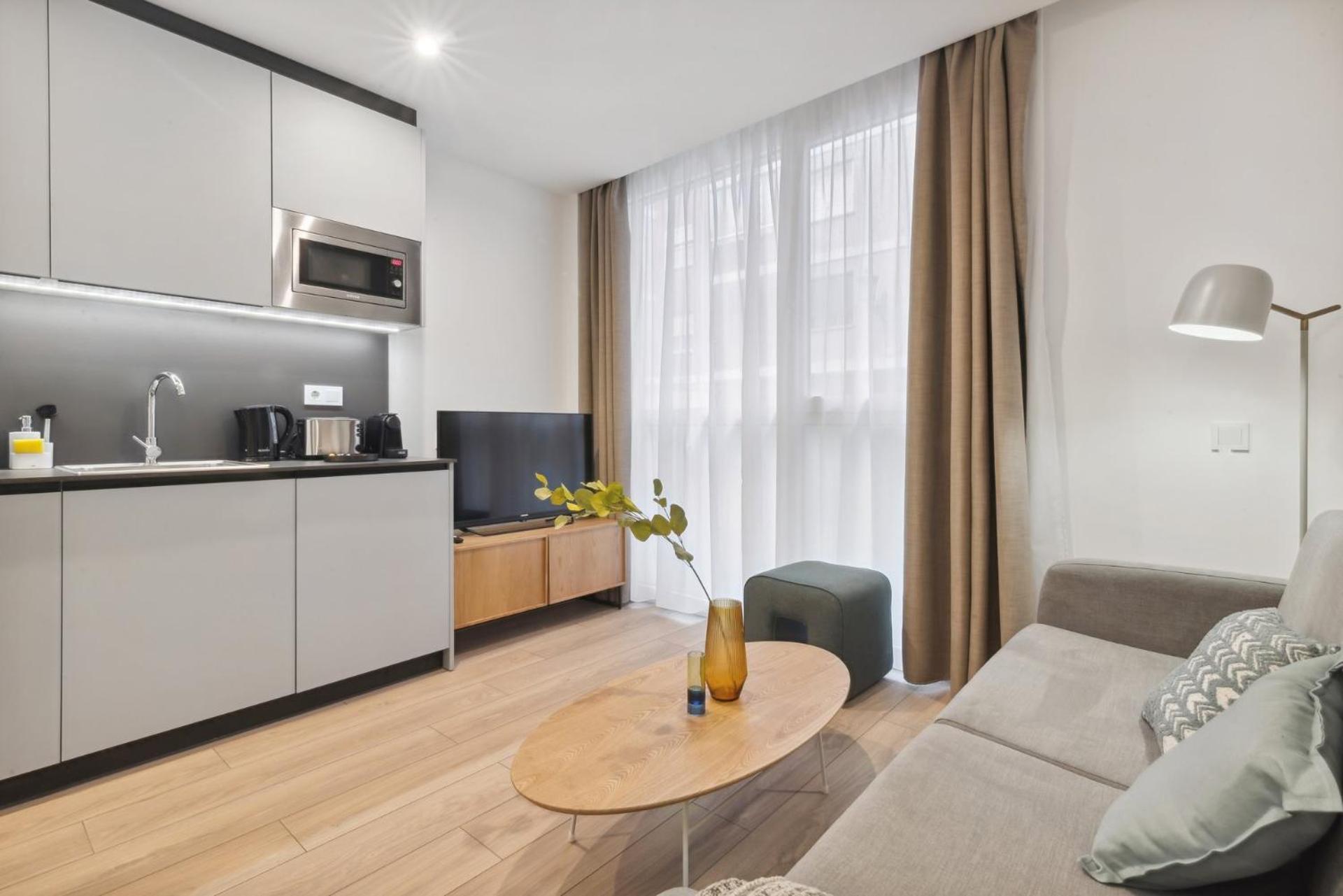 Limehome Valencia Carrer Del Pare Palau I Quer Valência Quarto foto